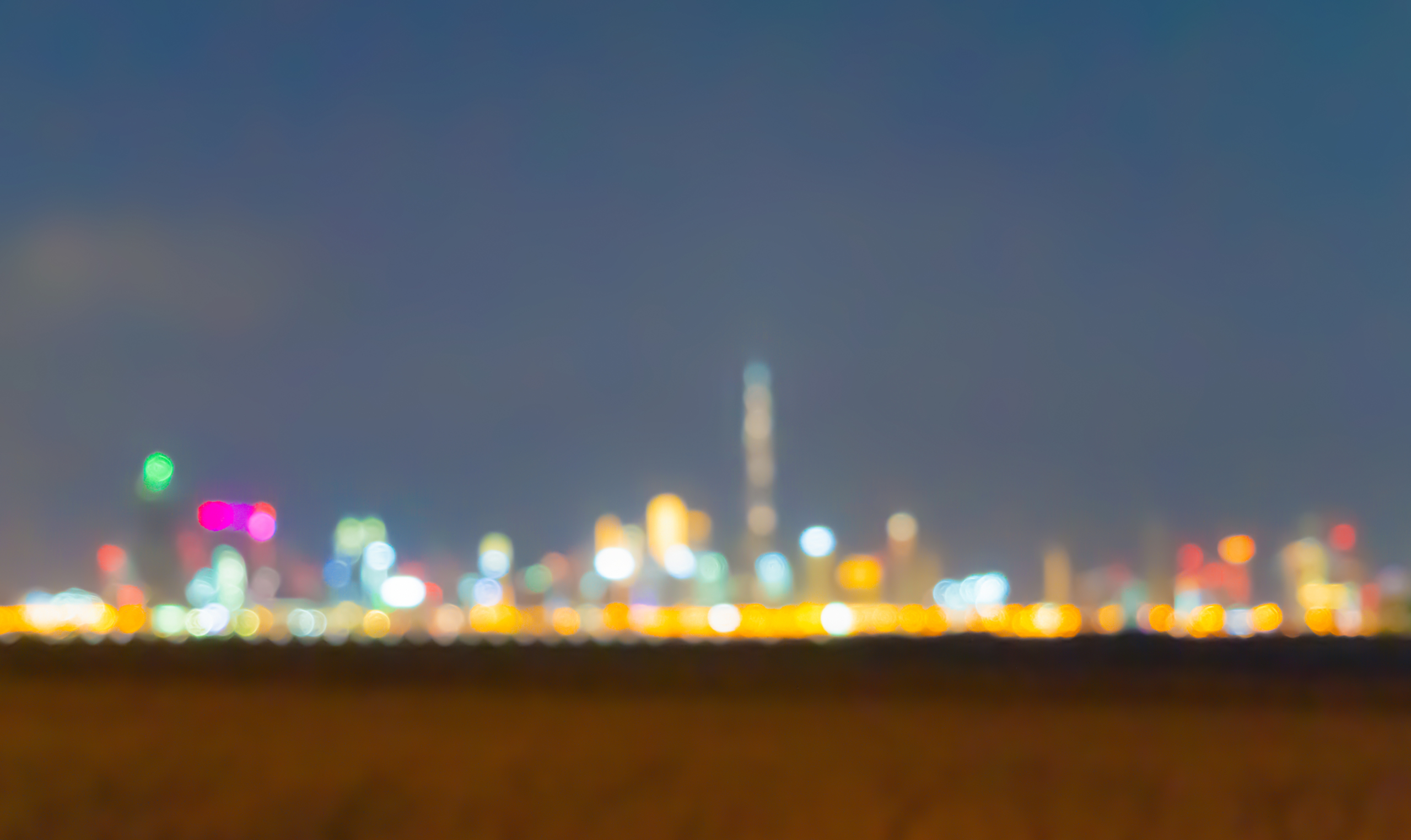 Socialprise-UAE-skyline-representing business-growth-and-innovation